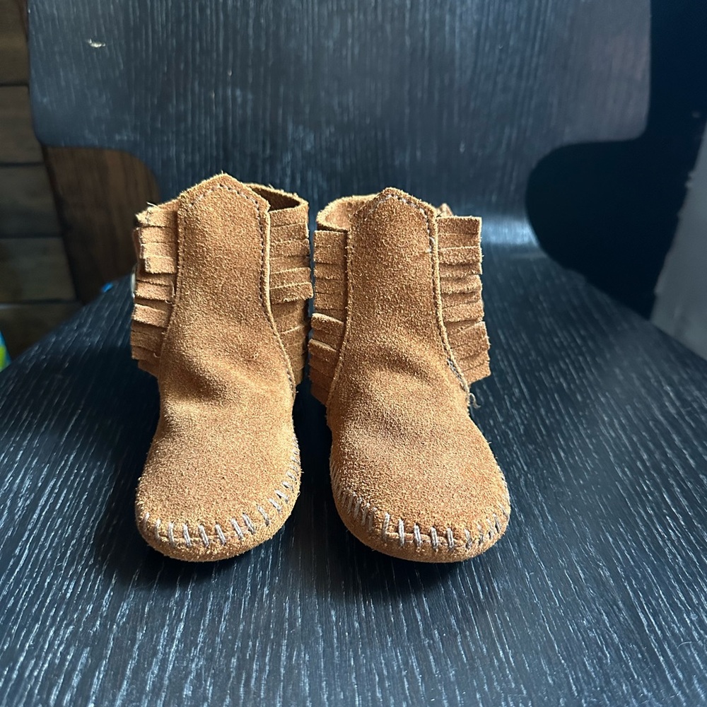Minnetonka Brown Kids Fringe Moccasins